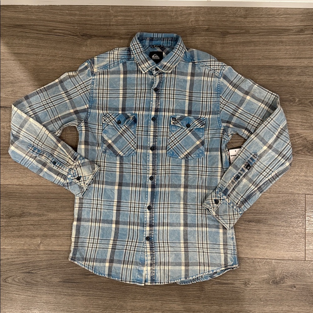 Quicksilver Tang Flannel Button Up Long Sleeve Plaid Shirt Men’s Size Small